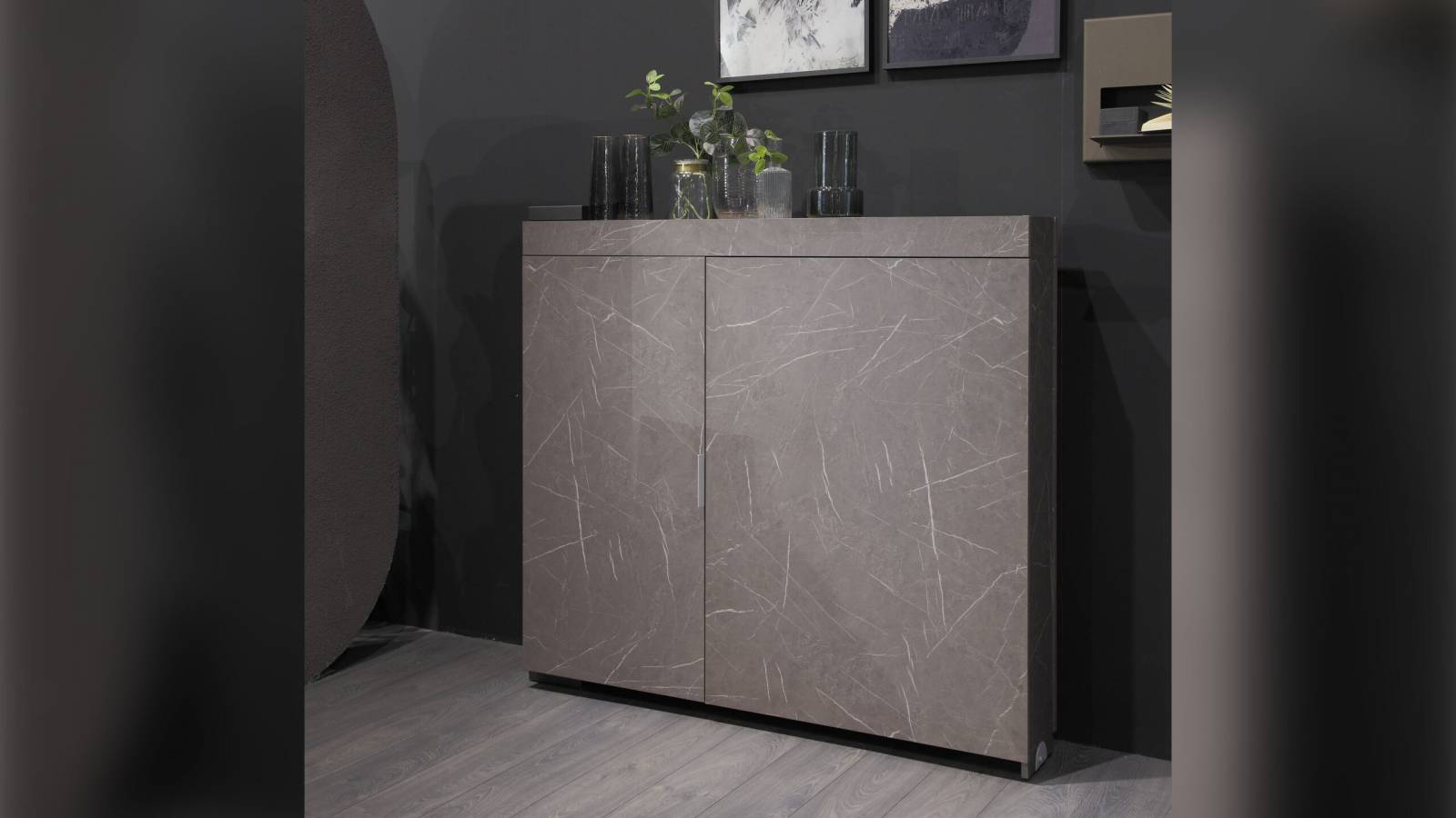 Modèle de meuble 2 en 1 tournant avec meuble TV et table de repas relevable avec livraison à Montpellier dans l'Hérault