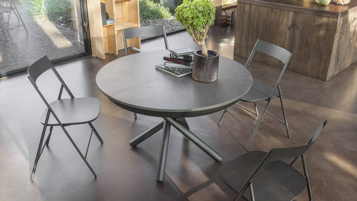 Modèle de table à manger céramique extensible avec livraison possible à Marseille dans le 13
