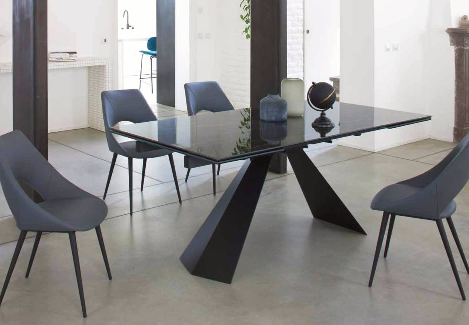 Modèle de table céramique rectangulaire extensible avec livraison à St Cyr sur Mer dans le 83