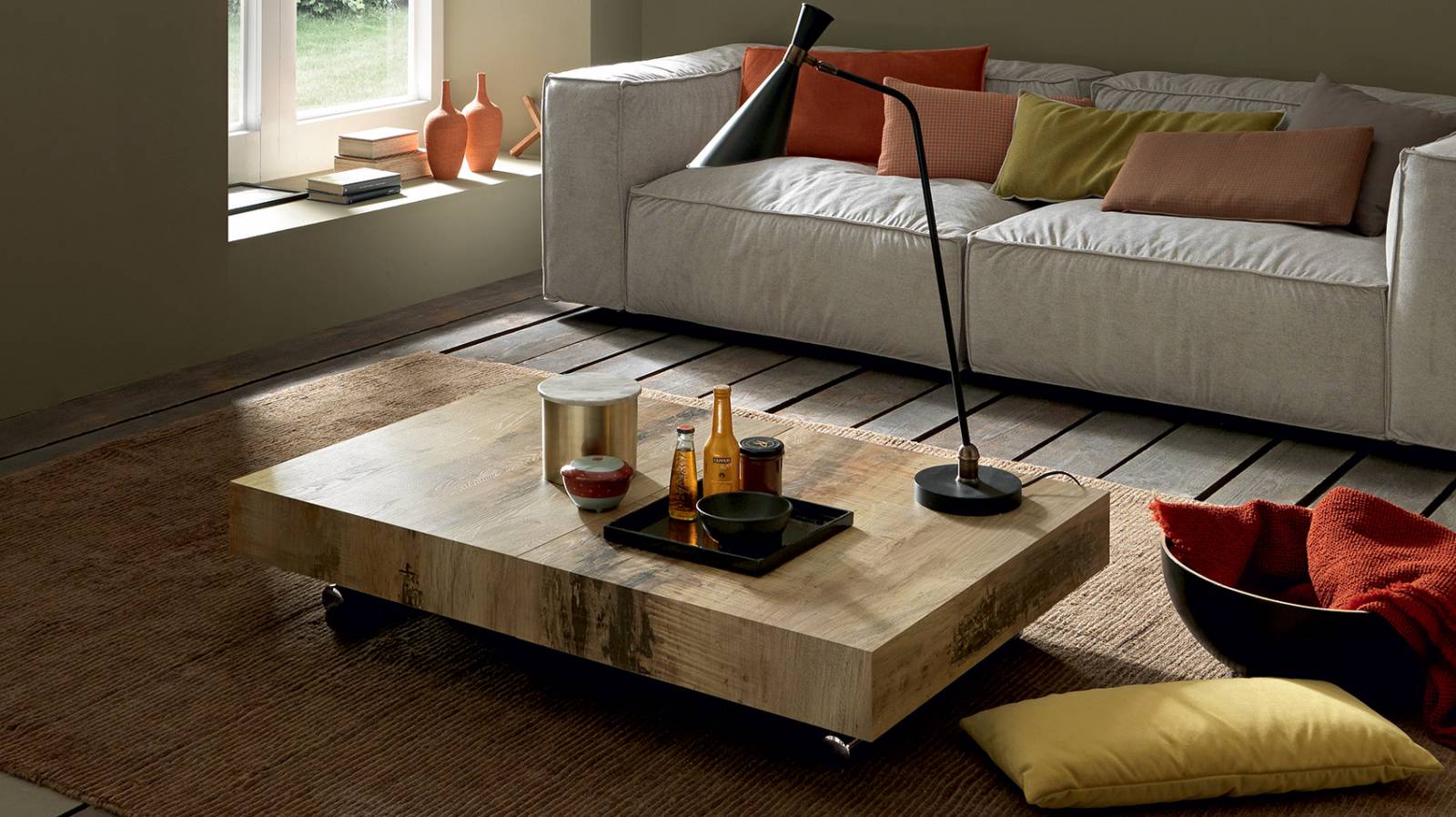 Photo d'une table basse 120x80 relevable extensible en grande table de repas et livrable à Bandol dans le 83