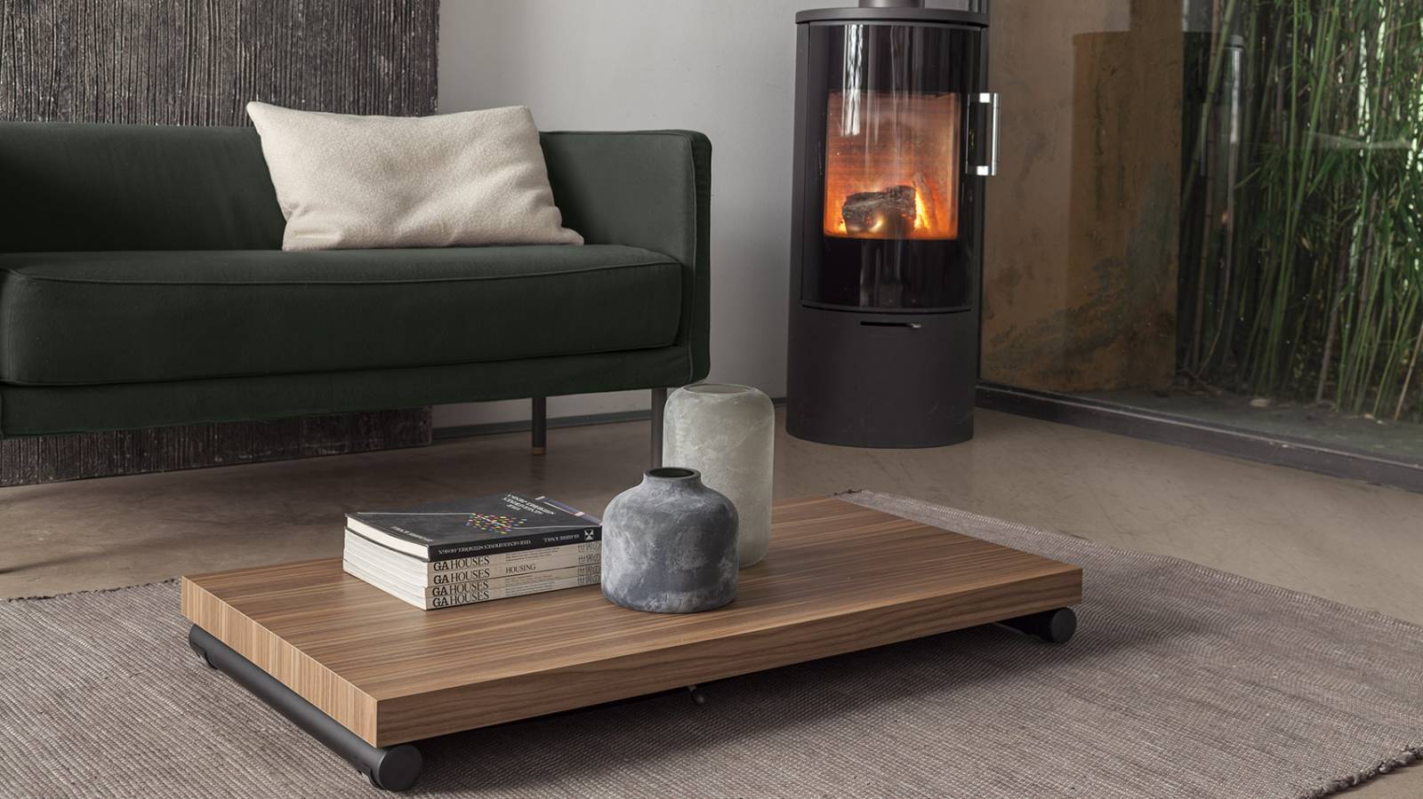 Table basse 104x58 ultra pliable relevable en table de salle à manger livrable à Paris dans le 75