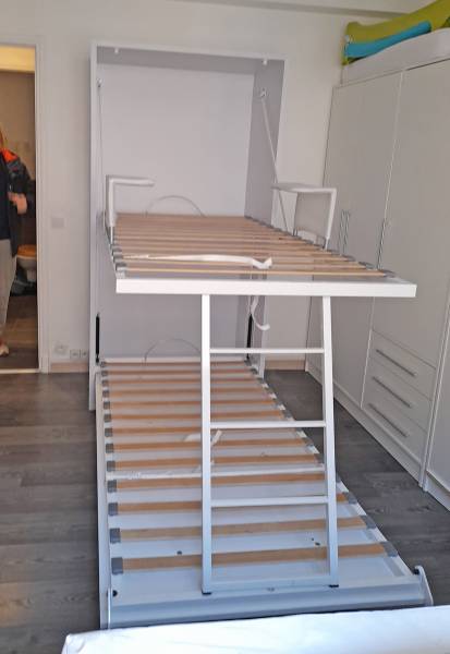 lit superposé escamotable Var