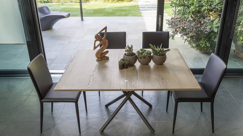 table basse 110x68 modulaire se plie et se relève pour un gain de place proposé à côté de Hyères 83